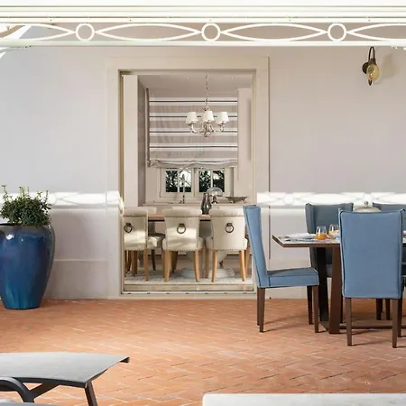 Azzurra Villa