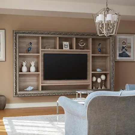 Azzurra Villa *